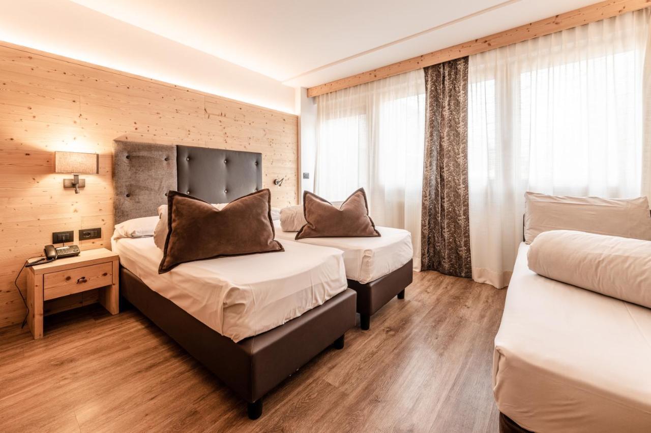 Hotel Sporting Ravelli Mezzana  Esterno foto