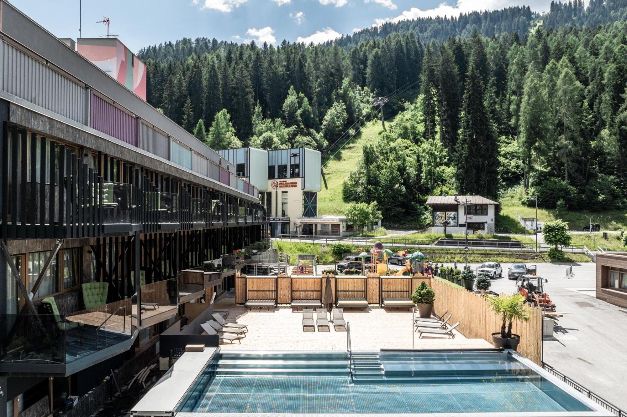 Hotel Sporting Ravelli Mezzana  Esterno foto