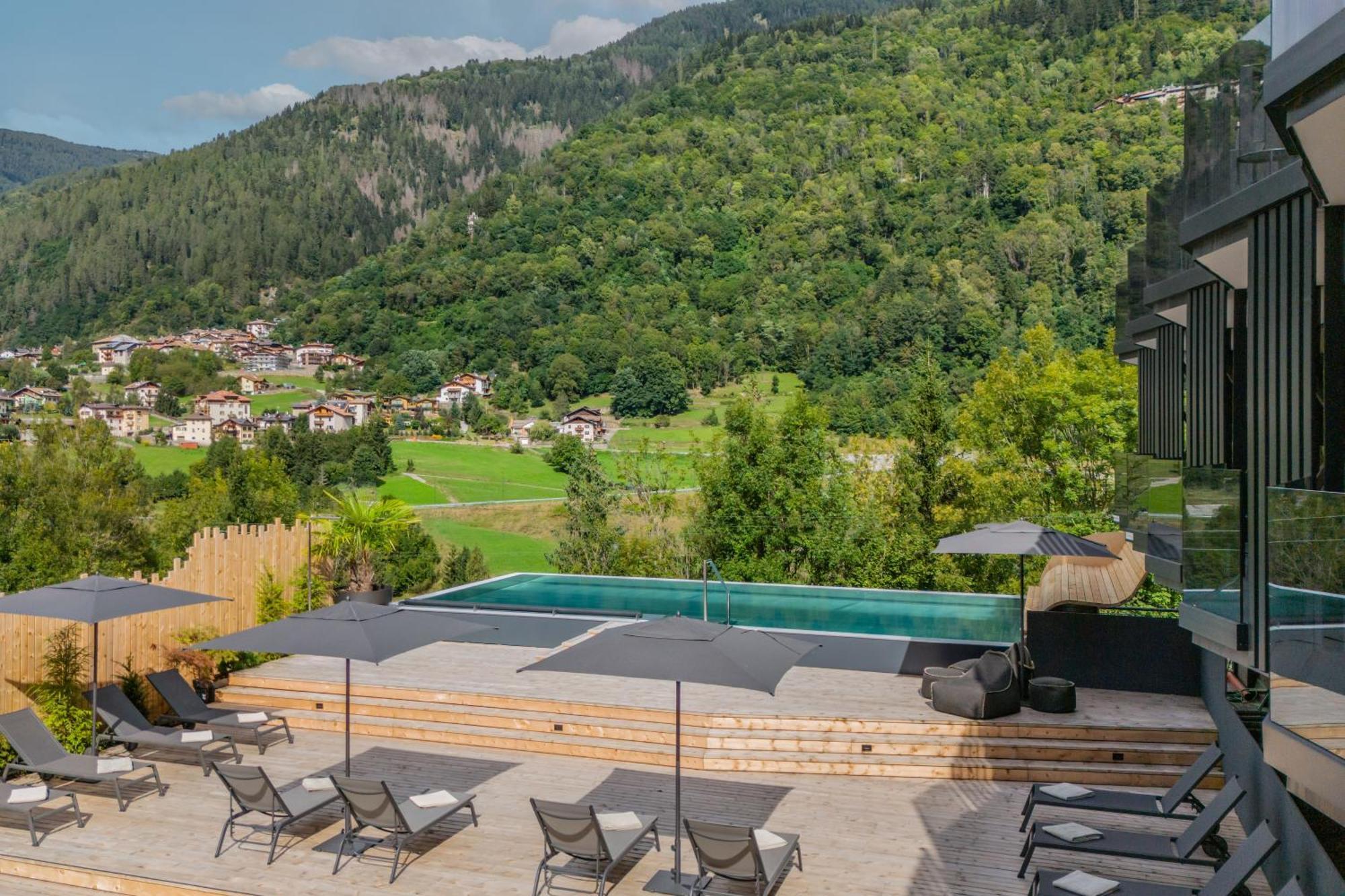 Hotel Sporting Ravelli Mezzana  Esterno foto