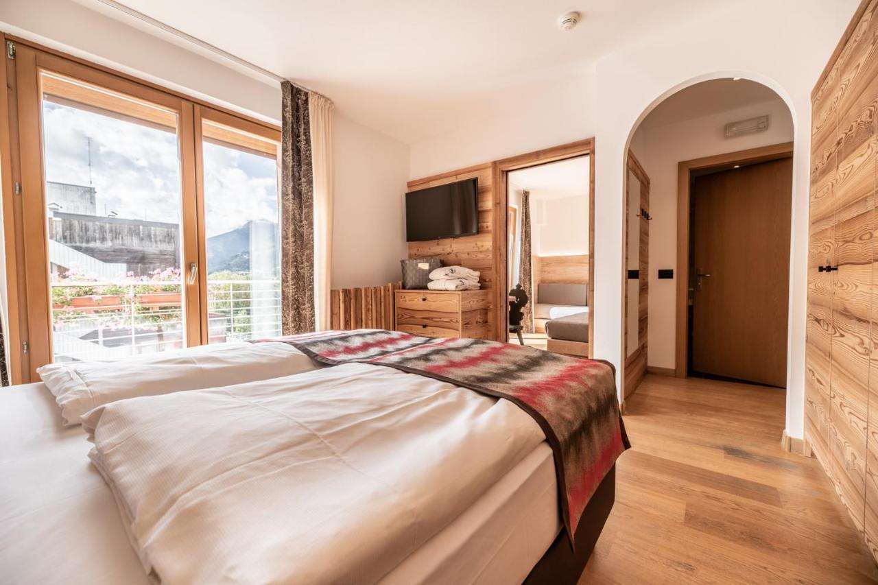 Hotel Sporting Ravelli Mezzana  Esterno foto